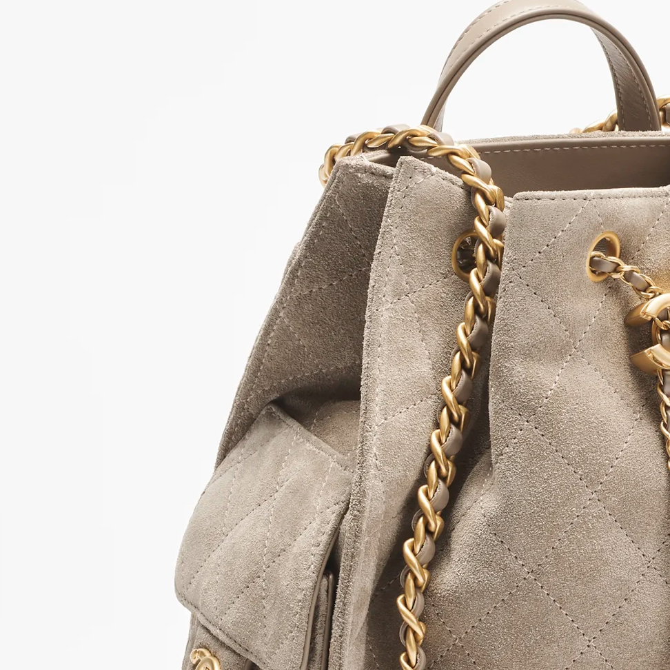 Suede Élégance 25 Bag